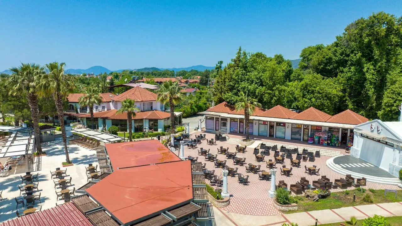 Lykia Botanika Beach Fun & Club Fethiye