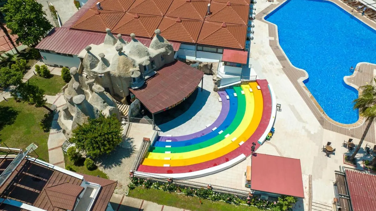 פאטהיה Lykia Botanika Beach Fun & Club מלון